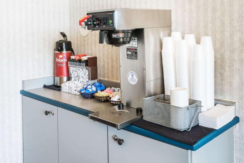 Days Inn by Wyndham Henrietta/Rochester Area
